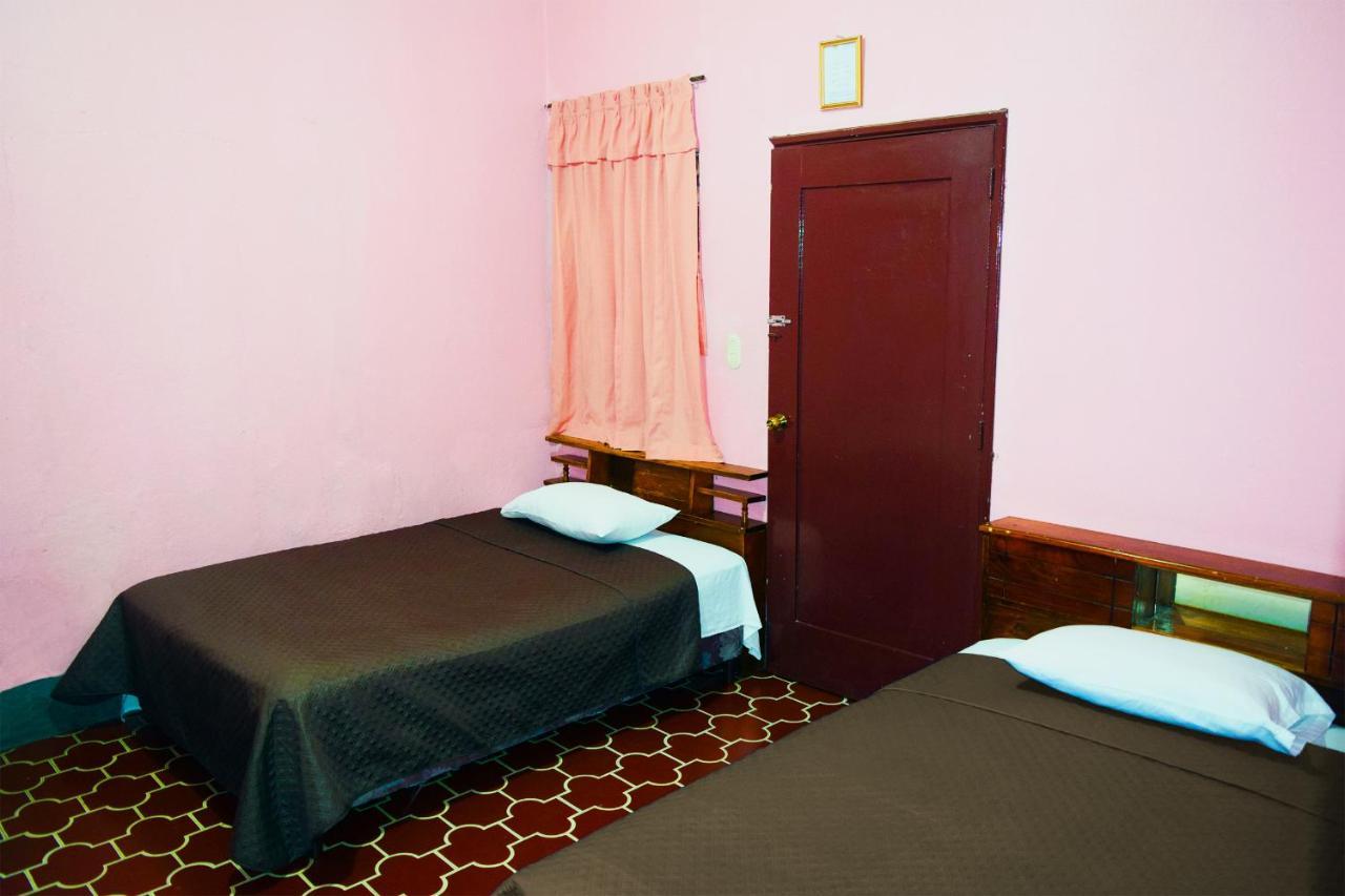 Hotel Fuentes Guatemala City Exterior photo